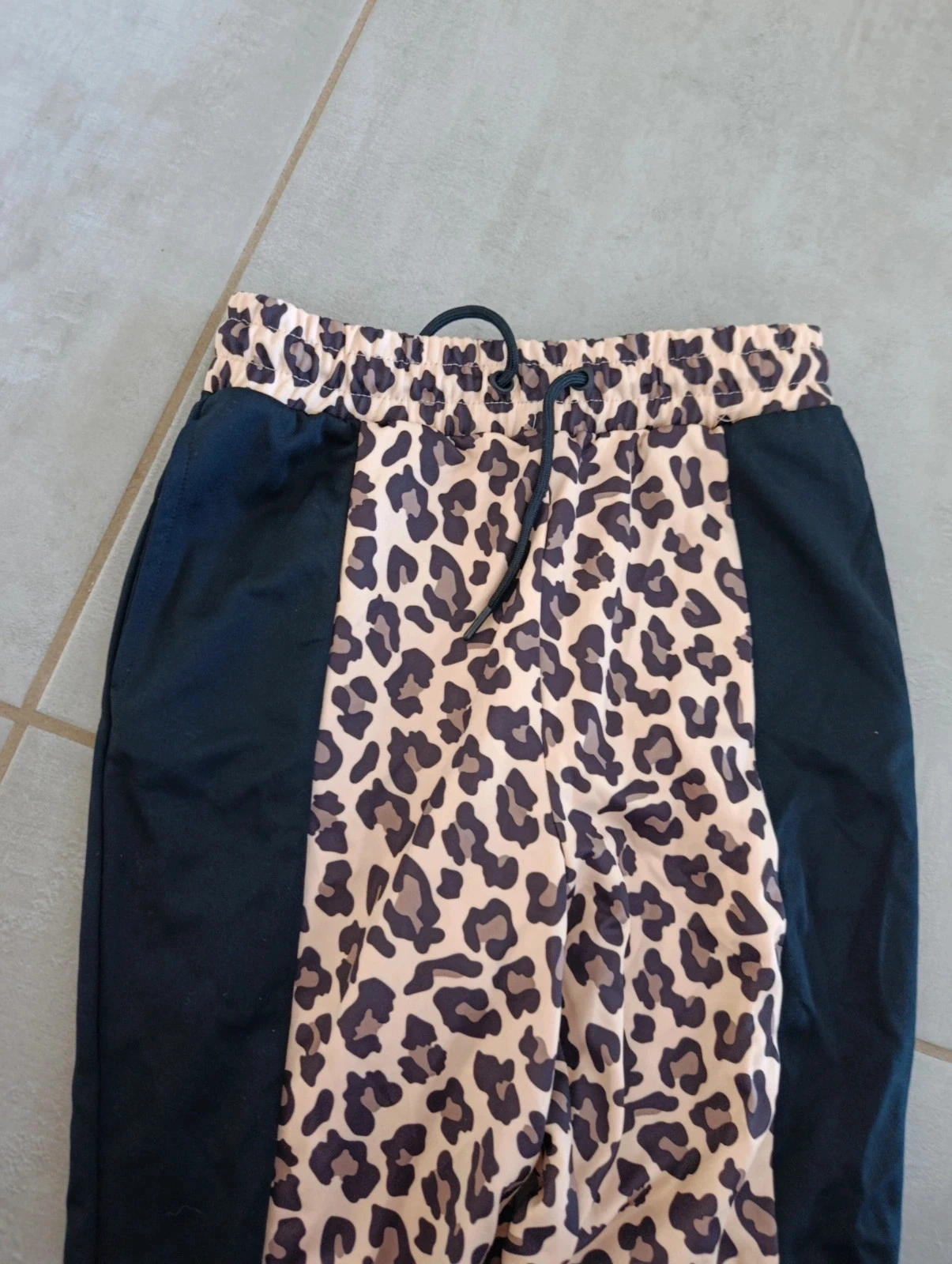 Black leopard Cubus sweatpants for girls 11-12 years – Elastic waistband – photo 4